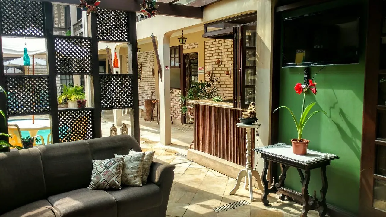 Pousada Mon Chateau Florianópolis 게스트하우스