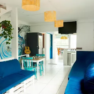 Sea Wolf Surf Hostal